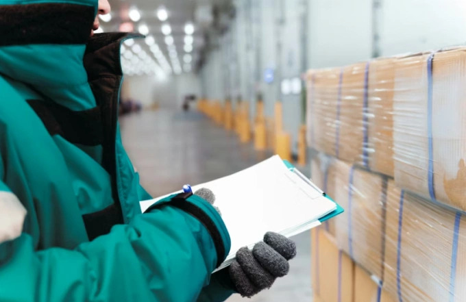 Điện mặt trời lắp đặt tại chỗ đang trở thành giải pháp quan trọng giúp doanh nghiệp kho lạnh ổn định chi phí năng lượng, giảm rủi ro biến động giá điện và nâng cao khả năng vận hành bền vững trong bối cảnh nhu cầu điện ngày càng tăng.