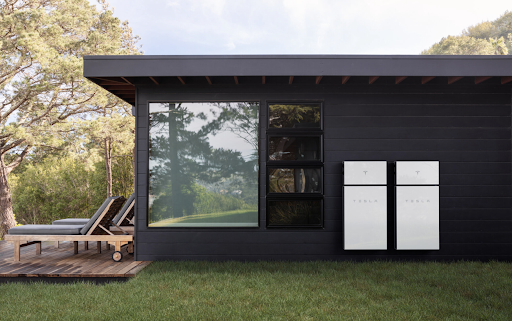 Chính phủ Liên bang Úc đang thúc đẩy mạnh mẽ việc lưu trữ điện mặt trời mái nhà khi quyết định tăng ngân sách chương trình hỗ trợ lên gấp ba lần, đạt mức 7,2 tỷ AUD, nhằm khuyến khích các hộ gia đình và doanh nghiệp nhỏ đầu tư hệ thống pin lưu trữ năng lượng.