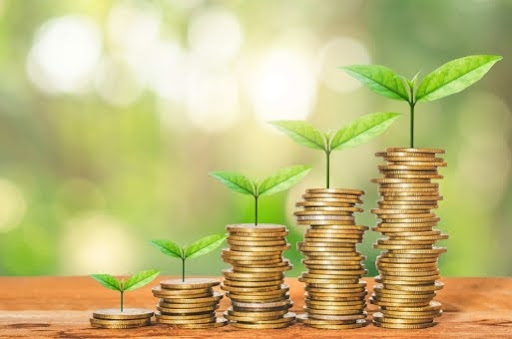 Giữa cam kết đạt phát thải ròng bằng 0 vào năm 2050 (Net Zero 2050) tại hội nghị COP26 và nhu cầu vốn khí hậu lên tới hàng trăm tỷ USD, TPHCM đang được kỳ vọng đảm nhận vai trò mới: không chỉ là đầu tàu kinh tế của Việt Nam mà còn trở thành hạ tầng tài chính cho quá trình chuyển đổi xanh của quốc gia và khu vực.