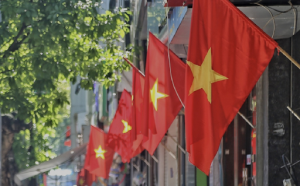 Đi làm vào ngày lễ 30/4 và 1/5 năm 2026 sẽ được hưởng lương gấp mấy lần ngày...