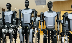 Sản lượng robot hình người Trung Quốc có thể vượt 100.000