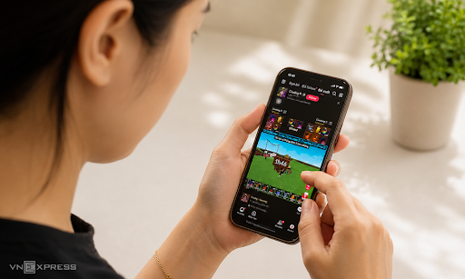 Đại diện Meta và TikTok tại Việt Nam đề nghị cân nhắc nới lỏng quy định cấm người dùng dưới 16 tuổi đăng bài, bình luận và chia sẻ trên mạng xã hội.
